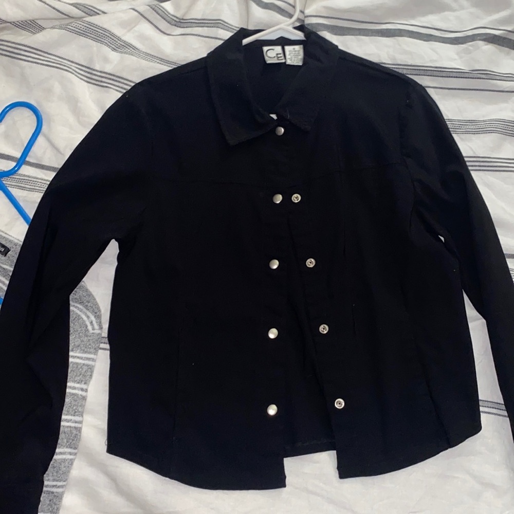 Long sleeve black shirt